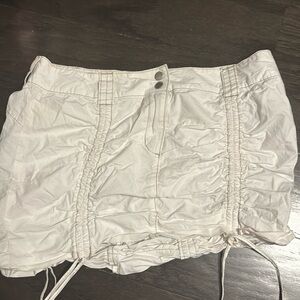 Garage skirt